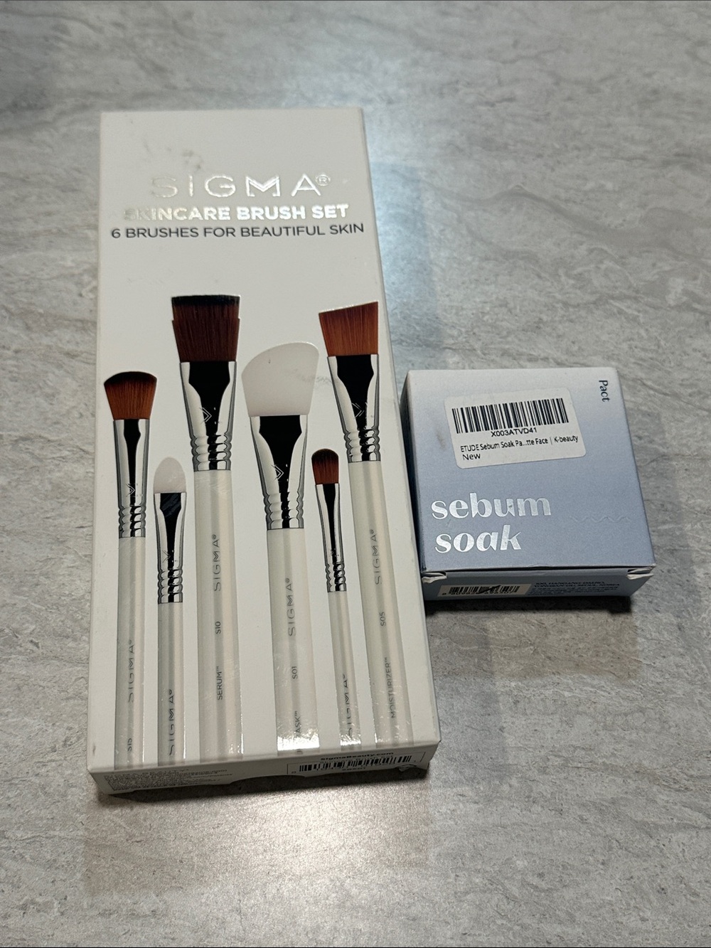 Sigma Beauty Skincare Brush Set - White & Silver Accents